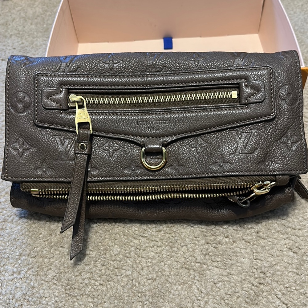 Louis Vuitton Monogram Empreinte Petillante Ombré Clutch